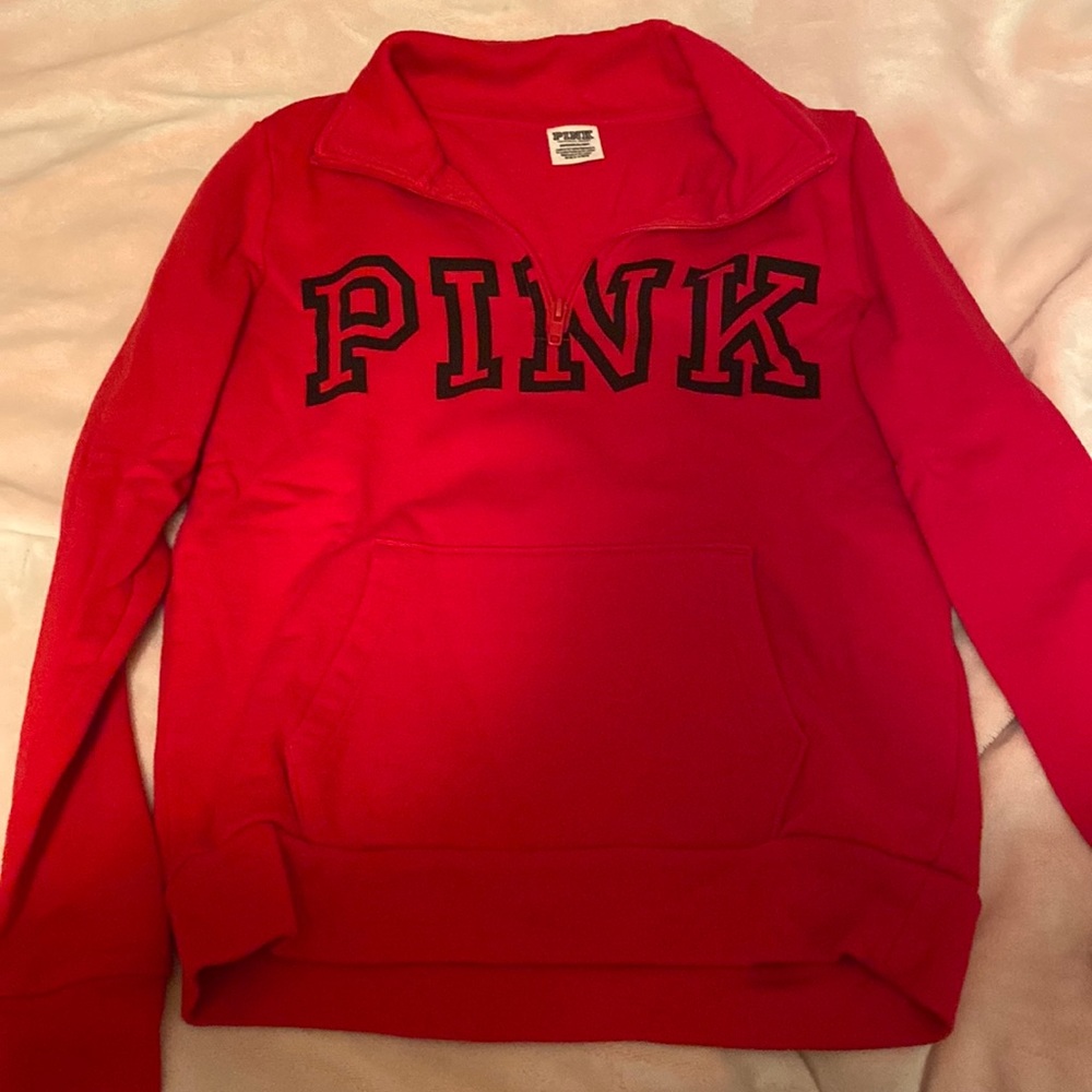 red vs pink quarter zip